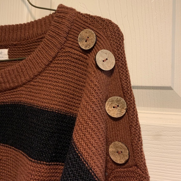 Stripped knitted sweater - Picture 2 of 5